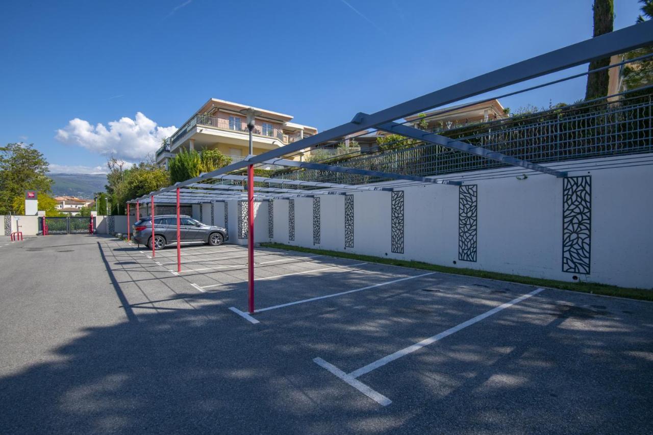 Ibis Cannes Mouans Sartoux Piscine Parking Gratuit Luaran gambar