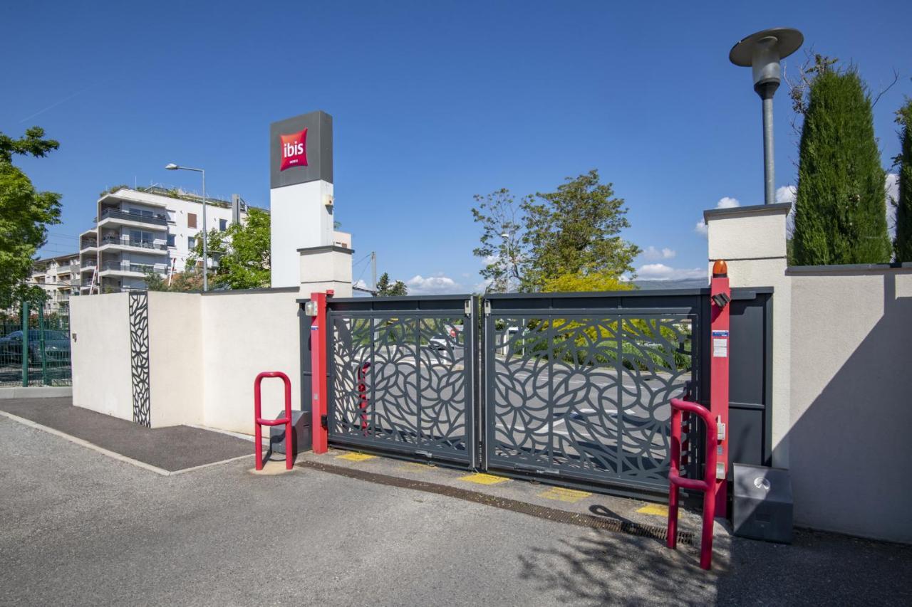 Ibis Cannes Mouans Sartoux Piscine Parking Gratuit Luaran gambar